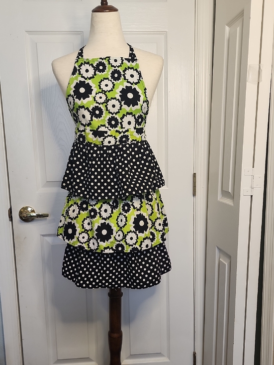 Gourmet Club Other - Women’s Lime Green & Black Floral Tiered Halter APRON